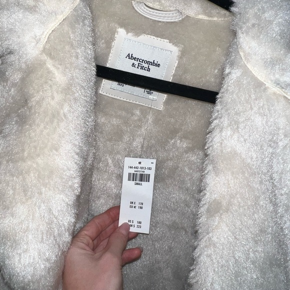 Abercrombie jacket - Picture 2 of 2